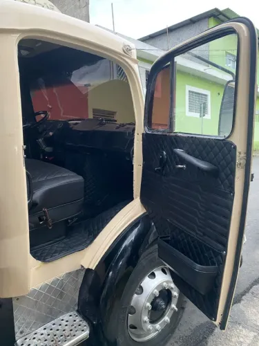 Vende se Mercedez 1114