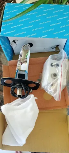 Torneira Eletrônica Automática com Sensor - NOVA na Caixa! (Queima de Estoque)