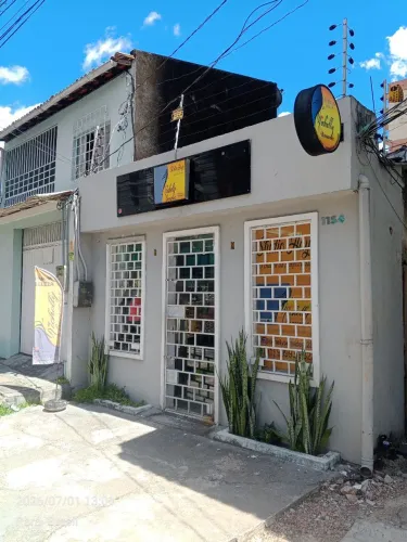 VAGA PARA DE EMPREGO PARA MANICURE