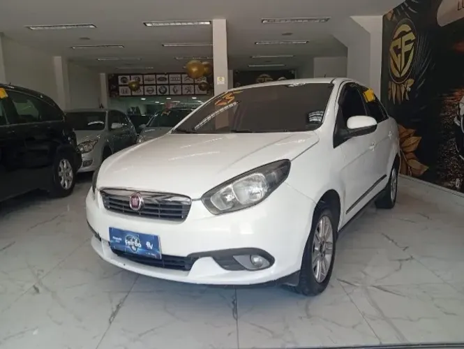 Fiat Grand Siena Tetrafuel 1.4 EVO F. Flex 8V 2015