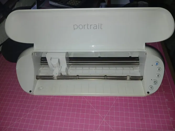 Plotter De Recorte Silhouette Portrait 3