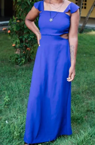 Vestido azul e longo
