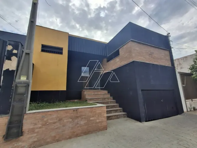 Salão Comercial com 150 m² para Locação no Palmital Marília/SP