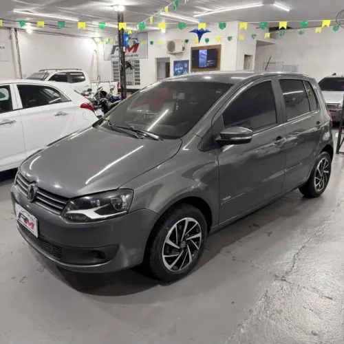 Volkswagen Fox 1.0 MI Total Flex 8V 5P 2013