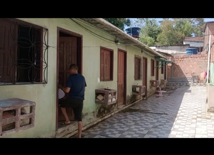VILA À VENDA OPORTUNIDADE NA COMUNIDADE FAZENDINHA