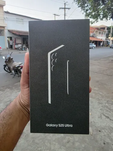 Samsung S25 ultra ( Na garantia )