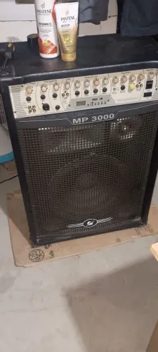 Caixa amplificadas 