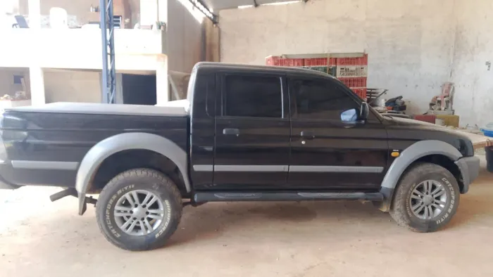 Mitsubishi L200 Outdoor GLS 2.5 4X4 CD TDI Diesel 2008