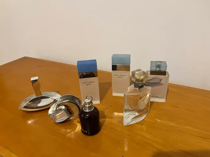 Vidros vazios de perfumes importados, para colecionadores 