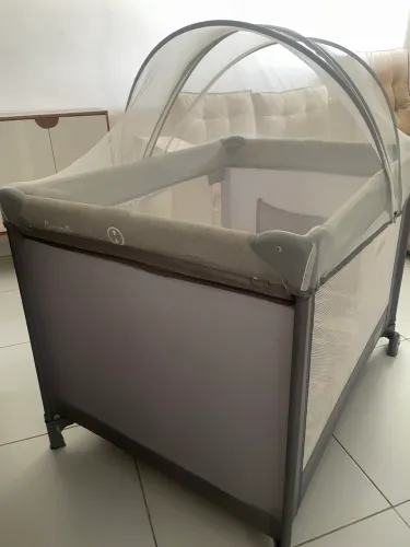 Cercadinho com colchão