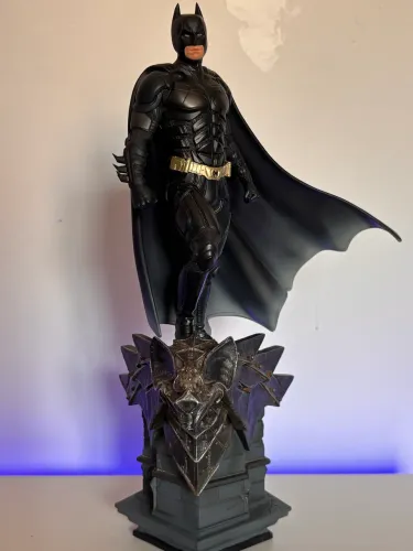 Iron Studios Batman Deluxe 1/10 The Dark Knight