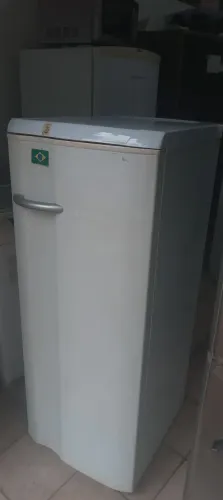 GELADEIRA ELECTROLUX 230 LITROS 