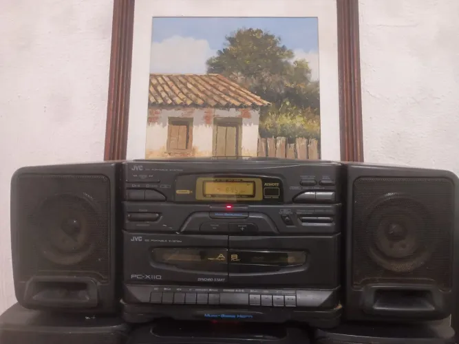 Radio portátil Bombox JVC PC X110