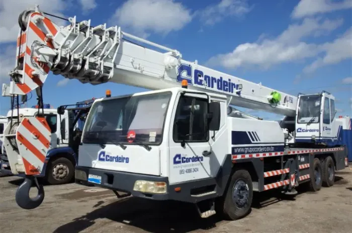 ZOOMLION QY30V - 30 TONELADAS