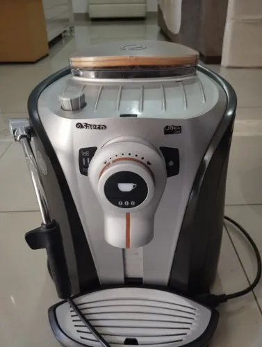 Cafeteira expressa Saeco