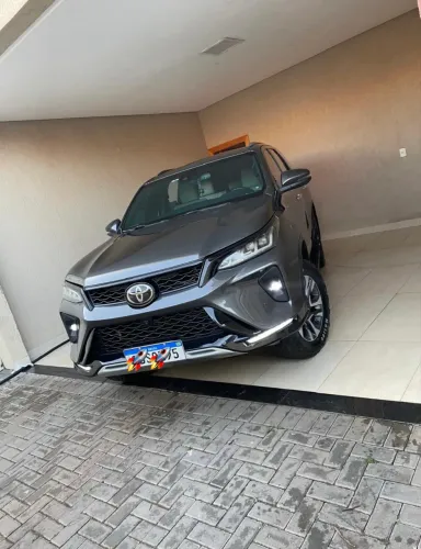 Toyota Hilux SW4 Diamond 2.8 TB 4X4 Die. Aut. 2022