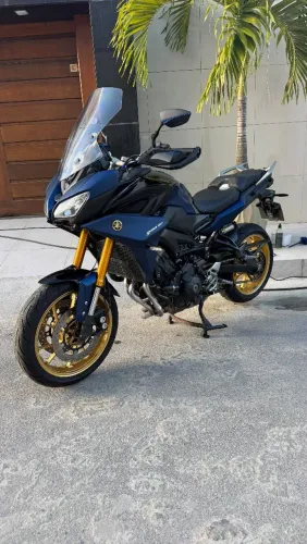 Moto muito nova