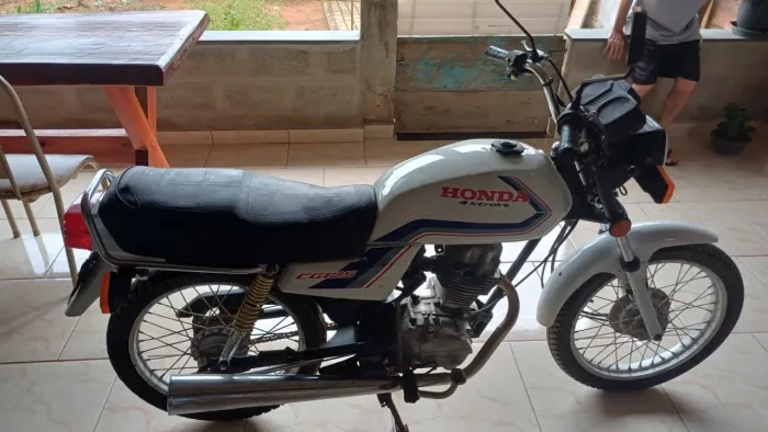 Honda 1988 branca