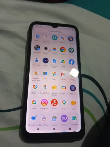 Celular motoE7