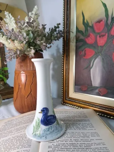Castiçal candelabro alemão em porcelana branca com alto relevo vintage retrô farmhouse