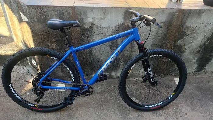 Bike First<br>Nunca usada <br>Com nota fiscal