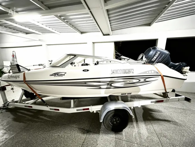 Lancha Focker 160