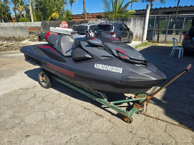 JET SKI GTR X 300 2024 APENAS 66 HRS DE USO