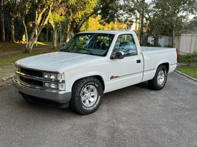 CHEVROLET Silverado CONQ HD Silverado CONQ HD