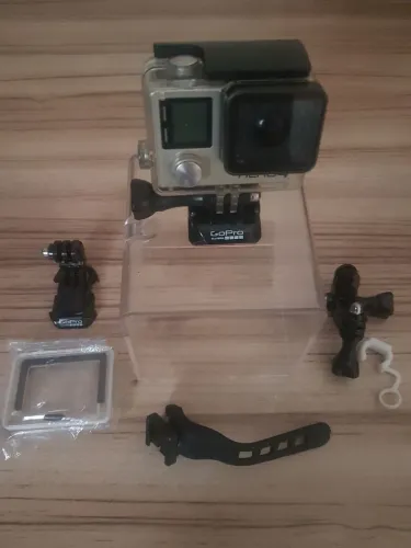 Câmera go pro Hero 4silver 4k com cartão de memória 32gb