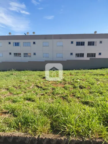 Terreno para venda no bairro Shopping Park