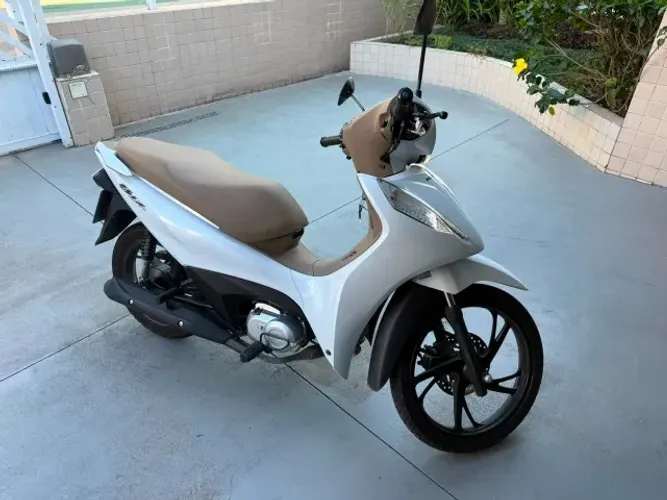 Honda Biz EX 125cc 2026 somente 1.550 km rodados