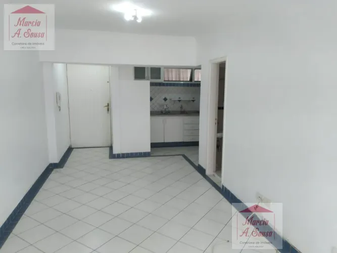 Apartamento reformado 1 suíte com armários em Consolação, São Paulo, próximo ao metrô