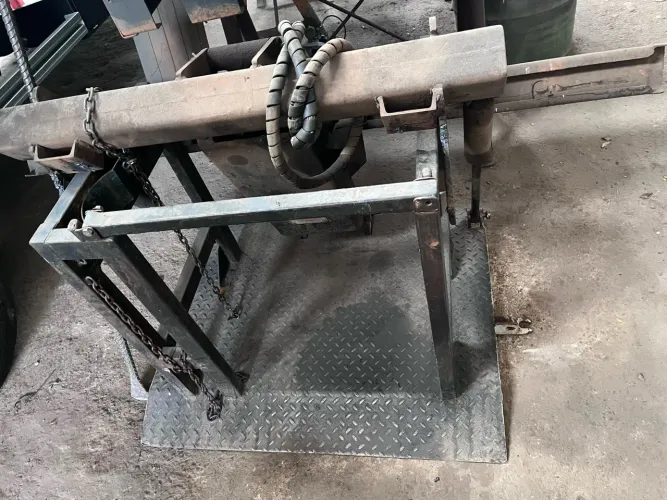 Plataforma elevatória para caminhão TRUCK, toco ou 3/4