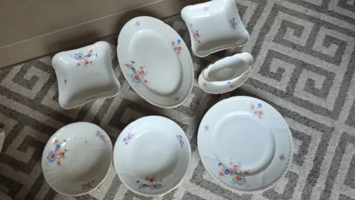 Louças antigas.