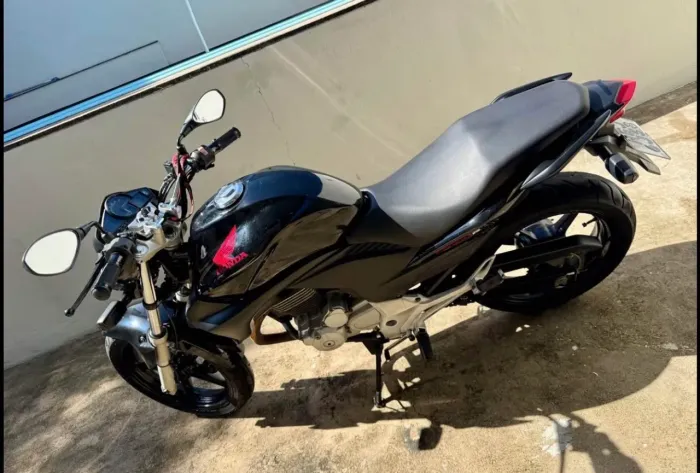 CB300R