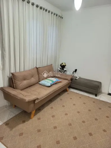 SOBRADO COM SUÍTE E CLOSET NO ASSUNÇÃO