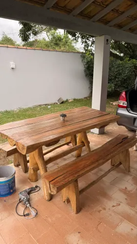 Mesa Rústica 1,53 x 0,70 com 2 bancos
