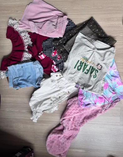 Lote de Roupas de menina ?