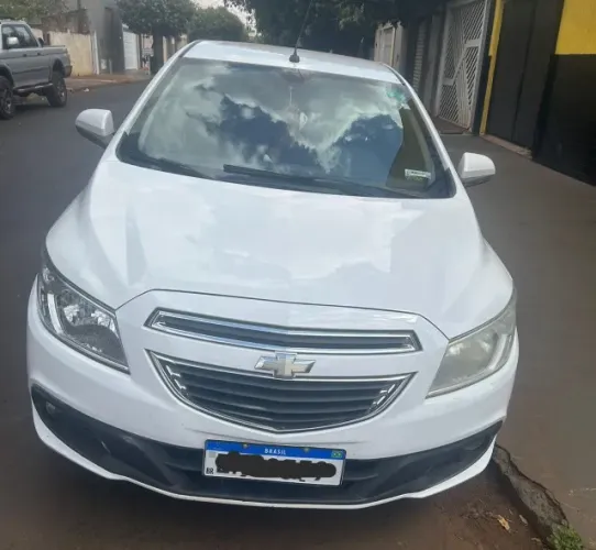 Chevrolet Onix Hatch LT 1.0 8V Flex Power Mec. 4P 2013