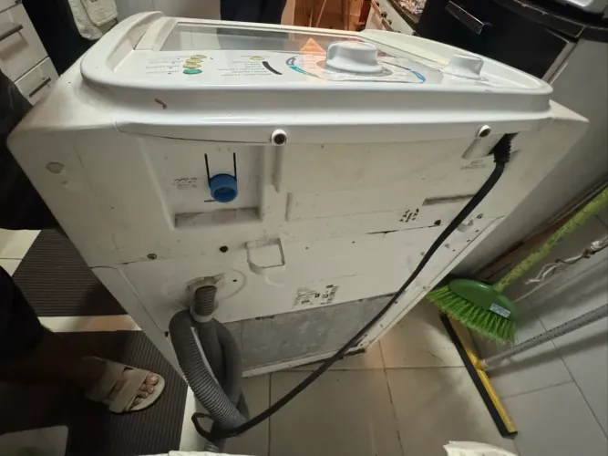 Máquina de lavar / parou de centrifugar