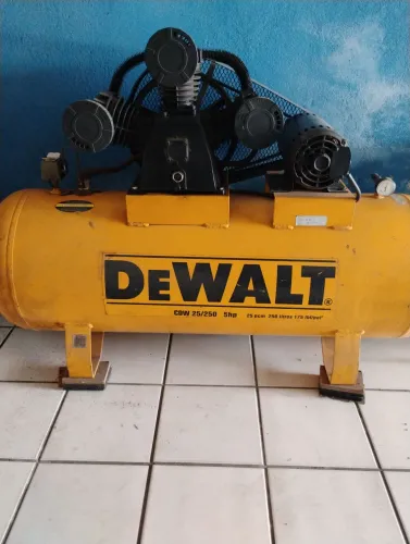 Compressor ar comprimido industrial Trifasico. 