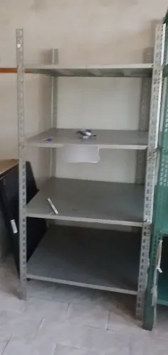 Istante de aço medida 92x92 bandeija