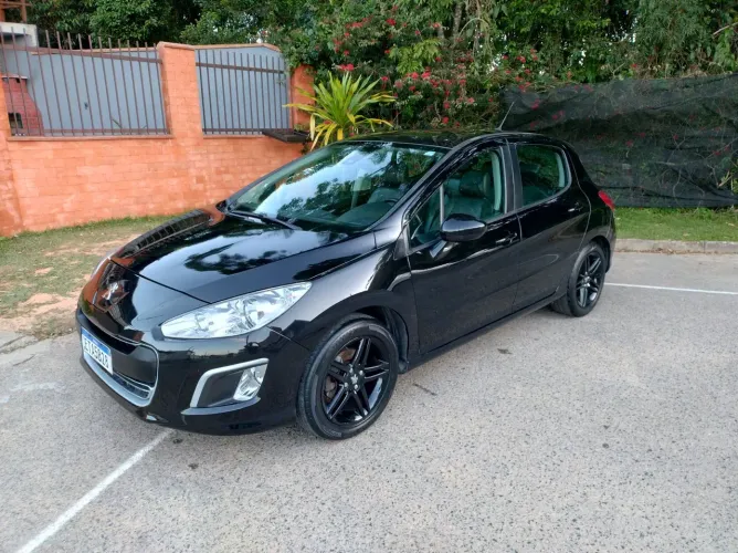Peugeot 308 Allure 2.0 Flex 16V 5P Mec. 2013