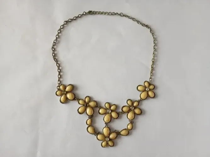 Colar antigo vintage
