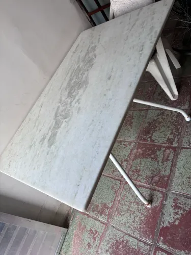 Peça de mármore 