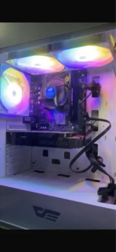 Vendo CPU completa ( SÓ A MÁQUINA )