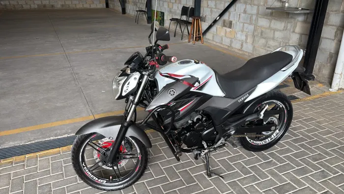Yamaha YS 250 Fazer BlueFlex 2017