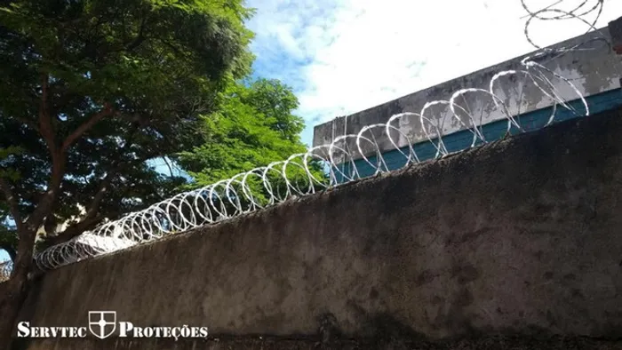 Instalação de cerca concertina, Botafogo, Humaitá, Cosme Velho