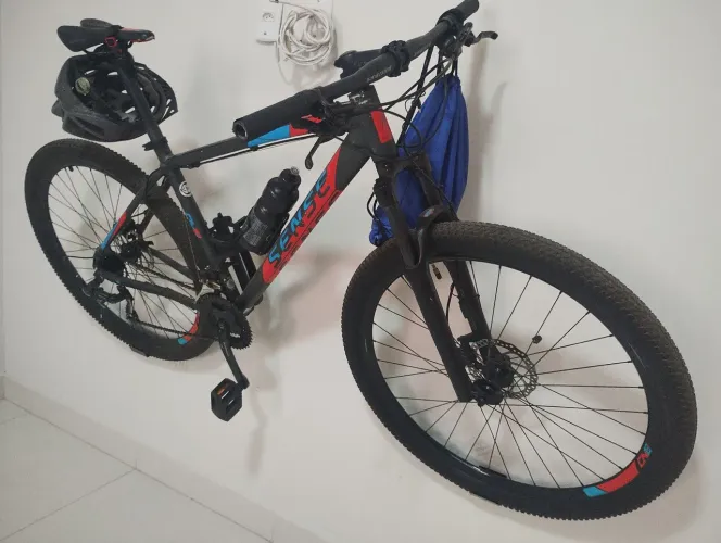 Bicicleta de trilha 29 Sense One