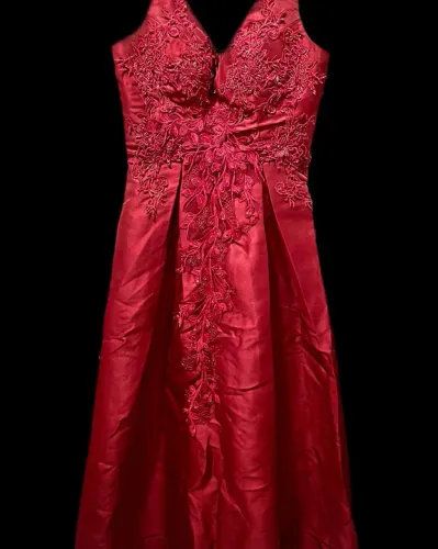 Lindo Vestido de Festas da Spuk